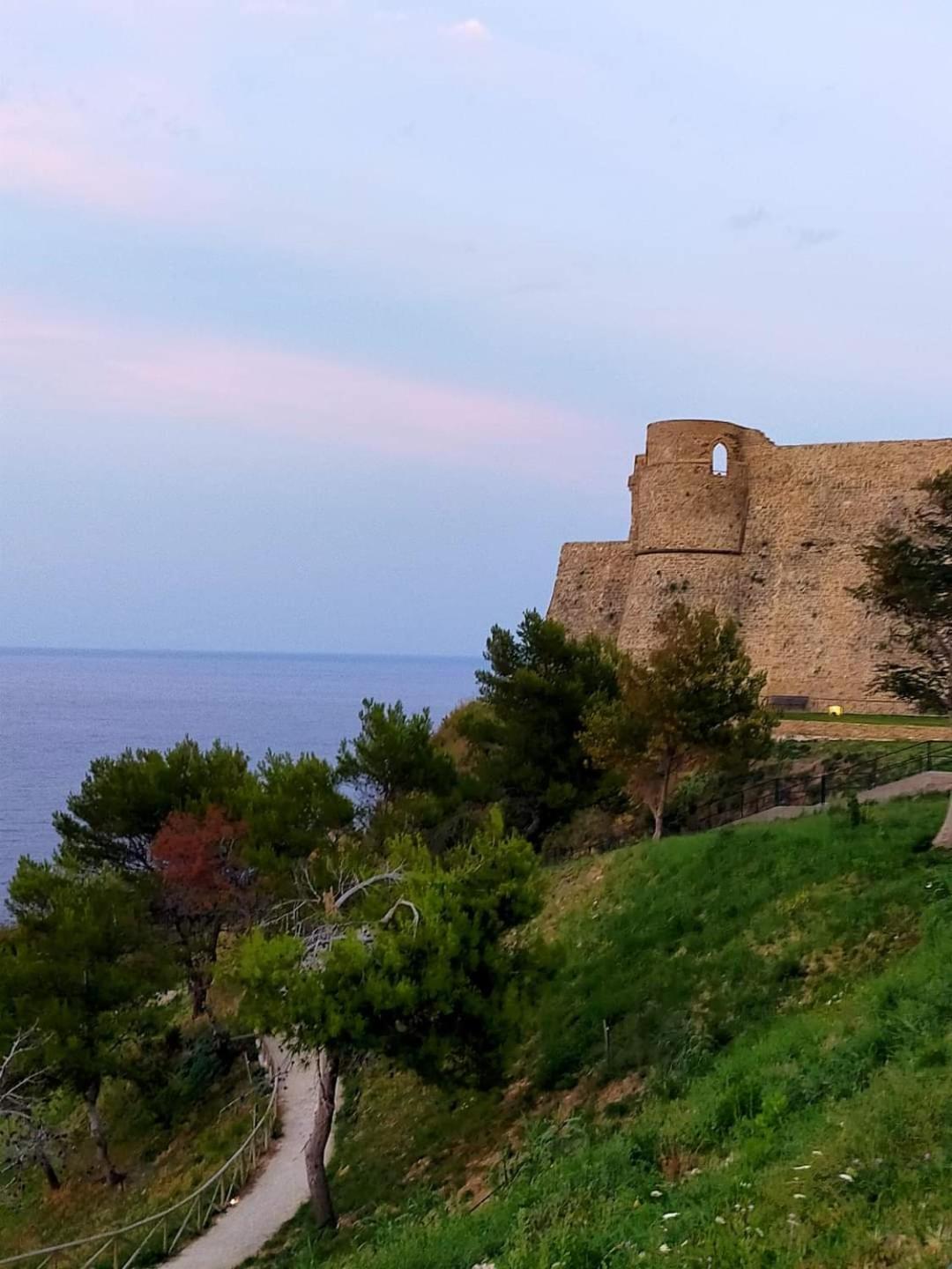 La Finestra D'Abruzzo Appartement Ortona Buitenkant foto